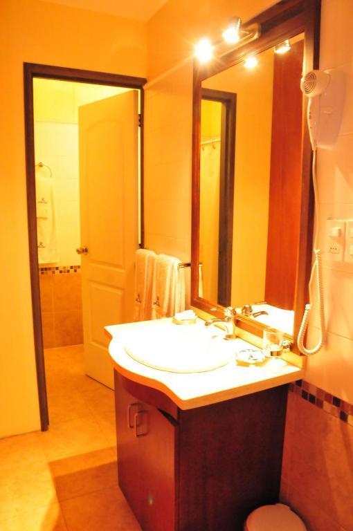 Hotel Urbano Carmelo Oda fotoğraf